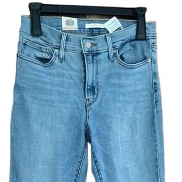 New with tags Levi’s 311 Slimming Skinny jeans, size 28/30. - Picture 2 of 6